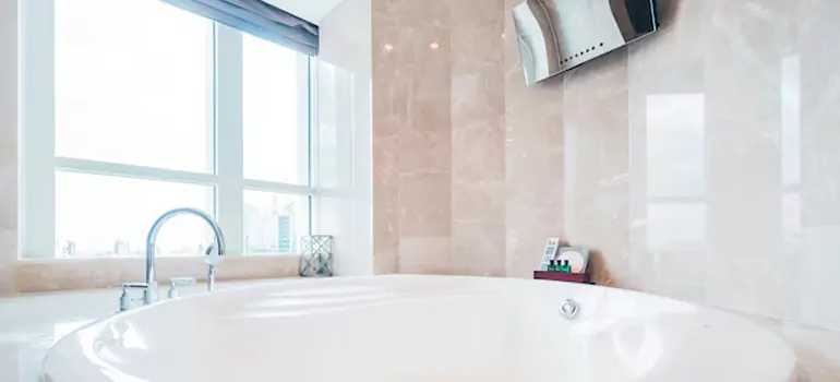 Bathroom Window Coverings in Spring Hill, FL