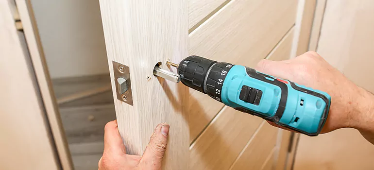 Old Door Knob Repair in Spring Hill, FL