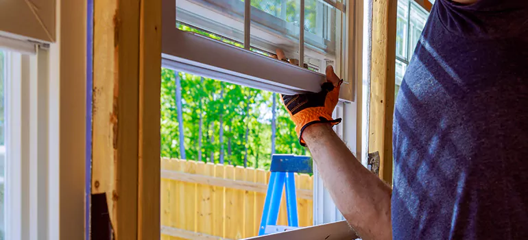 >Bay Window Curtain Rail Track in Spring Hill, FL